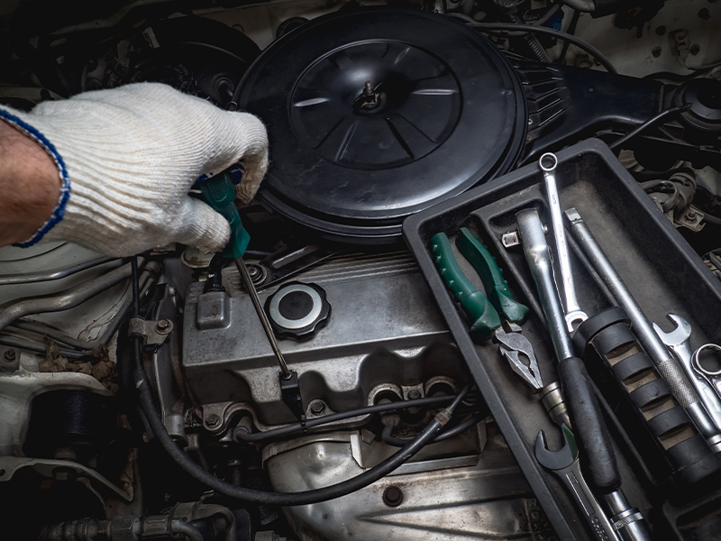 ¿Cómo evitar lesiones accidentales durante el uso de la llave de la llave?